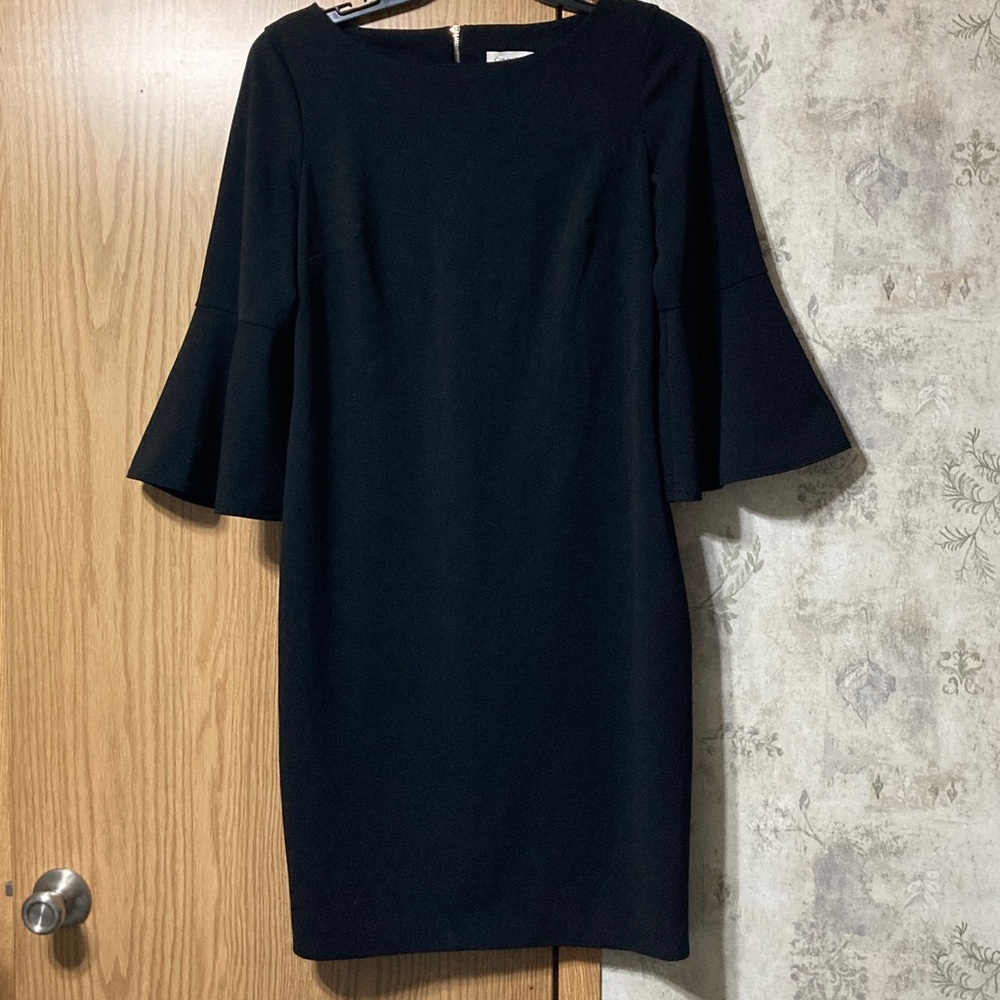 Calvin Klein Women’s Size 14 Elegant Black Bell Sleeve Dress Pre-Owned